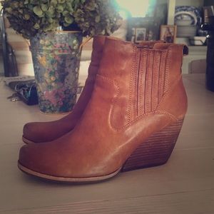 Kork-Ease Ankle Boots